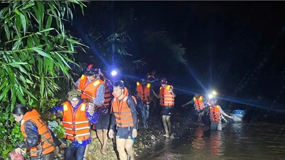 קואנג טרי: חילצו 6 אנשים שנלכדו במשך ימים רבים בשיטפון