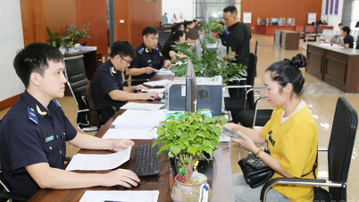 ດ່ານຊາຍແດນລາວກາຍ ເກັບລາຍຮັບເຂົ້າງົບປະມານໄດ້ເກີນຄາດໝາຍທີ່ກະຊວງການເງິນມອບໝາຍ.