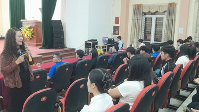 طلباء کے لیے تولیدی صحت کی دیکھ بھال اور نوعمروں اور نوجوانوں کی جنسی صحت پر پروپیگنڈا اور تعلیم