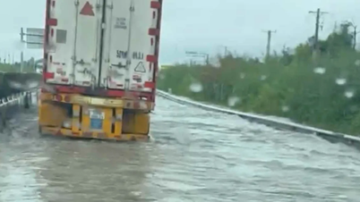 ផ្លូវល្បឿនលឿន Vinh Hao - Phan Thiet ជន់លិច យានយន្តត្រូវប្តូរទិសដៅ