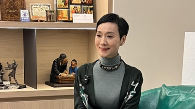 লুপাস এরিথেমাটোসাসের কারণে ৫৯ বছর বয়সে মারা গেলেন এই মহিলা গায়িকা।