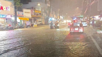 Phu Quoc responde de forma proactiva a las fuertes lluvias que provocan inundaciones localizadas en algunas zonas.