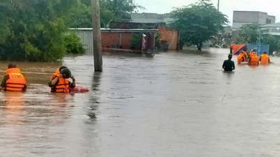 Banyak sekolah di Lam Dong membenarkan pelajar tinggal di rumah untuk menghadapi banjir.