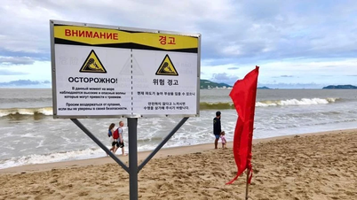 Khanh Hoa: Advarsel om farlig bading i sjøen under uvær