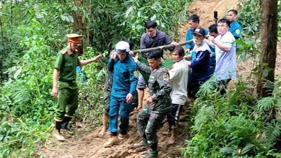 Εκπληκτικό ταξίδι μέσα στο δάσος και την κατολίσθηση για να μεταφερθεί μια έγκυος γυναίκα με προεκλαμψία σε επείγουσα χειρουργική επέμβαση