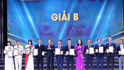 VietnamPlus Newspaper získal cenu B v rámci Národní tiskové ceny za boj proti korupci.