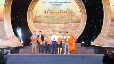 Khai mạc Tuần lễ văn hóa, du lịch gắn với Lễ hội Ok Om Bok tại Vĩnh Long