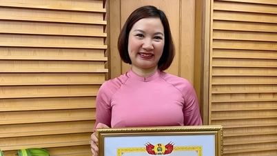 ການແຂ່ງຂັນການຂຽນບົດທີ່ຮັກແພງ: ອາຈານຜູ້ທີ່ໄດ້ຫາຍໃຈຊີວິດເຂົ້າໃນກິລາໂຮງຮຽນເປັນເວລາ 24 ປີ