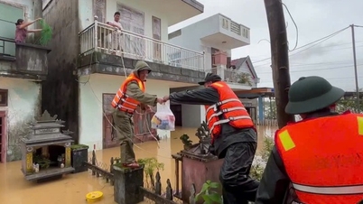 Takknemlighetsmåltider «varmer» folk i flomrammede områder