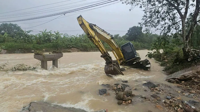 ខេត្ត Quang Tri៖ ភ្លៀងធ្លាក់ខ្លាំងបង្កឲ្យមានទឹកជំនន់ និងការបាក់ដីជាច្រើនកន្លែង