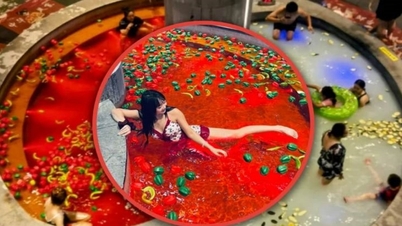 Experiência de banho em panela quente: Turistas relaxam em água misturada com pimenta e leite.