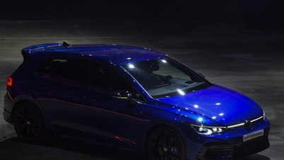 Volkswagen Golf eTSI, GTI, R Performance: Prices and details