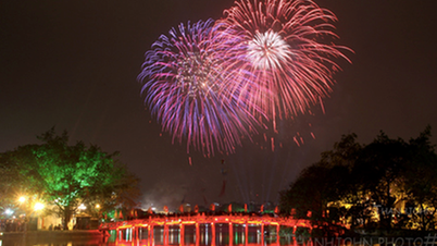 Hanoi menghentikan pertunjukan bunga api di Autumn Fair untuk berkongsi dengan wilayah Tengah