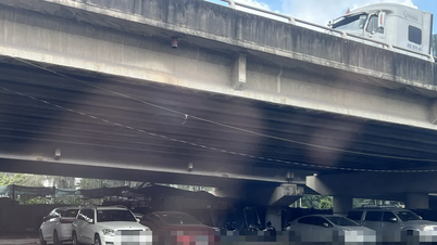 Хошимин продолжает проверять и регулировать парковки под мостами