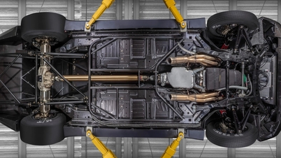 Pengecas Dodge 2026 Drag Pak: Hemi V-8 untuk jalur seret