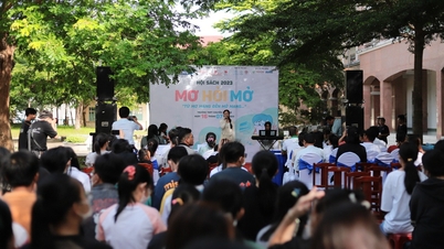 Ngày hội sách Mơ Hỏi Mở và cuộc thi 'Tóm sách' dành cho học sinh Bến Tre