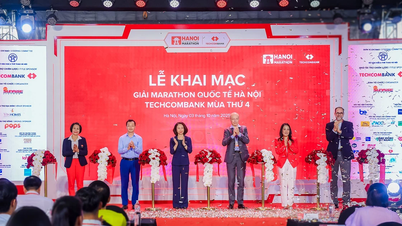 Ouverture du 4e Marathon international Techcombank de Hanoi