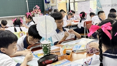 ホーチミン市では、依然として学校と教室が過密状態にあります。