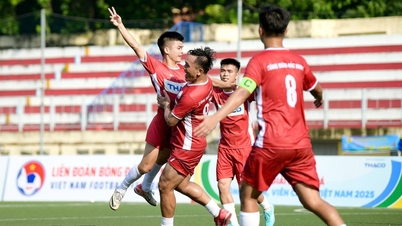 Determining 4 teams to enter the final round of the Vietnam Workers and Civil Servants Football Tournament 2025