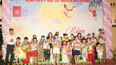 Vui Tết Trung thu tại nhiều cơ sở y tế