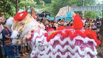 Herzliches „Vollmondfest“ für Kinder ethnischer Minderheiten in der Gemeinde Thanh My