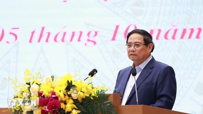 Prime Minister Pham Minh Chinh launched an emulation movement to welcome the 14th National Party Congress and the National Assembly election.