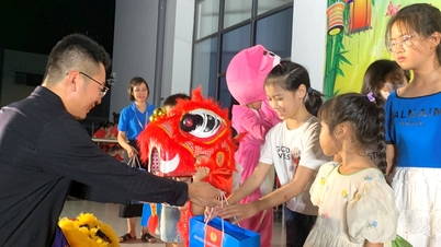Đưa Trung thu đến với con công nhân trong khu công nghiệp ở Hải Phòng