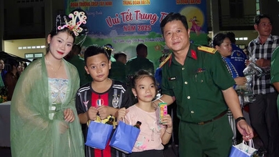 Trung đoàn Bộ binh 174 tổ chức chương trình 'Đêm hội trăng rằm'