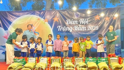 Xã Anh Dũng tổ chức Đêm hội trăng rằm 2025