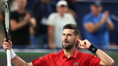 Djokovic overcomes difficulties to defeat Hanfmann, advances at Shanghai Masters