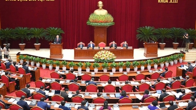 第13回中央会議の開会、新人紹介