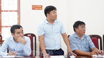 Xuan Truc kommune mottok 27 matrikkelregistre siden den etablerte det lokale styret på to nivåer.