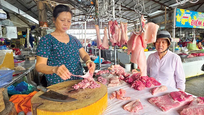 Abundant supply, prices of live pigs and pork decrease