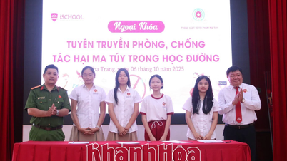 iSchool Nha Trang에서 전자담배 및 약물의 유해한 영향을 예방하기 위한 선전