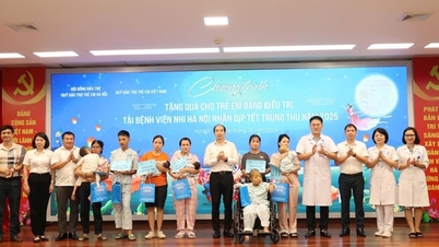 នាំយកពិធីបុណ្យពាក់កណ្តាលរដូវស្លឹកឈើជ្រុះដ៏កក់ក្តៅដល់កុមារដែលកំពុងព្យាបាលនៅក្នុងមន្ទីរពេទ្យ