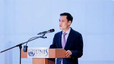 Spreading the United Nations spirit through the “Mother Earth Gaia” Exhibition at UNIS Hanoi