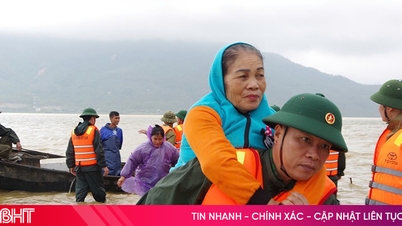 ផ្ទះចំនួន 1,705 នៅ Ha Tinh ត្រូវបានជន់លិចដោយសារភ្លៀងធ្លាក់ខ្លាំង។