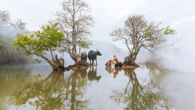 Khoảnh khắc ấn tượng nơi bản làng vùng cao