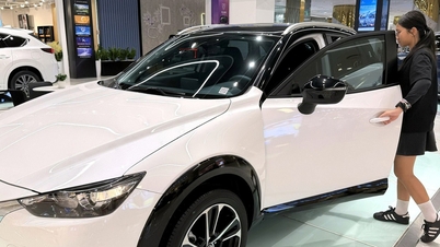 Marché des voitures hybrides : « On retient son souffle » avant la réduction d’impôt, qui pourrait atteindre des centaines de millions de dongs