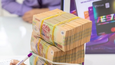 Mulai hari ini, 1 November, pemindahan wang sebanyak 500 juta VND atau lebih mesti dilaporkan.