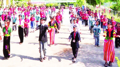 Pemeliharaan budaya di sekolah di Nam Khao