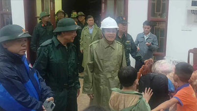 Đà Nẵng chi 200 tỷ đồng hỗ trợ người dân và khắc phục hạ tầng sau mưa lũ