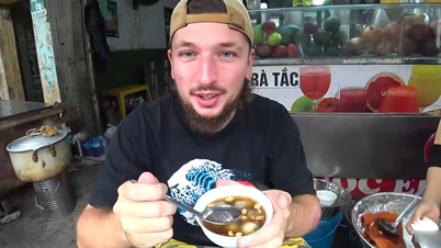 گردشگران غربی در یک روز سرد در های فونگ، غذاهای عجیب و غریب را امتحان می‌کنند و می‌گویند که خوشمزه هستند.