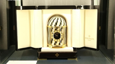 Une série de montres de luxe, dont il n'existe que quelques exemplaires dans le monde, fait son apparition à Hanoï.