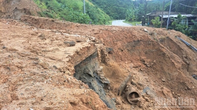 Ho Či Minova silnice a Národní dálnice č. 1 jsou v mnoha úsecích paralyzovány kvůli povodním