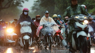 ខ្យល់ត្រជាក់ពង្រីកឥទ្ធិពលរបស់វា ទឹកជំនន់លើទន្លេពី Hue ទៅ Quang Ngai នឹងកើនឡើង។