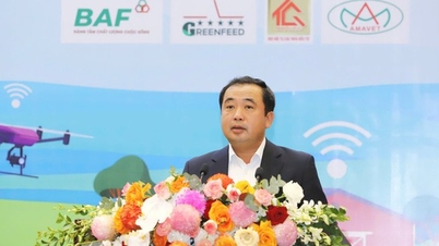 کسانوں کے ساتھ، ایک مضبوط زراعت کی تعمیر