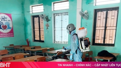 Khẩn trường tiêu độc, khử trùng môi trường sau mưa lũ