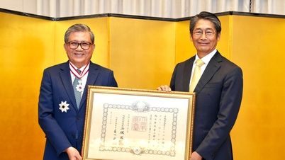 Encik Nguyen Van Giau telah dianugerahkan Order of the Rising Sun atas sumbangan beliau dalam mempromosikan hubungan Vietnam - Jepun.