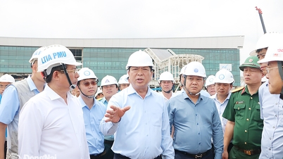 Minister of Construction Tran Hong Minh: 'There is no more time, we must achieve everything we do, clean and beautiful'